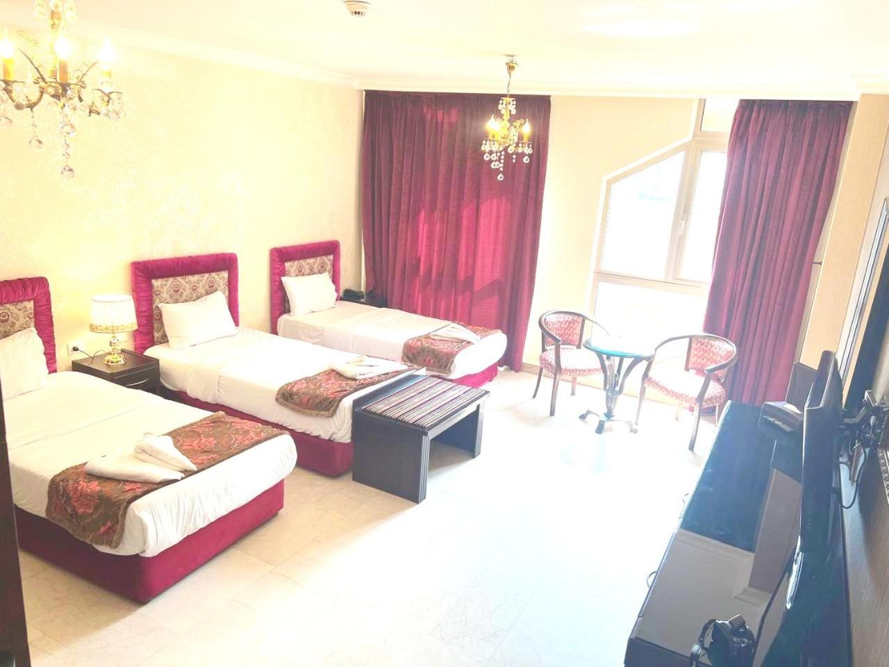 Queens Suite Hotel Beirut Exterior photo