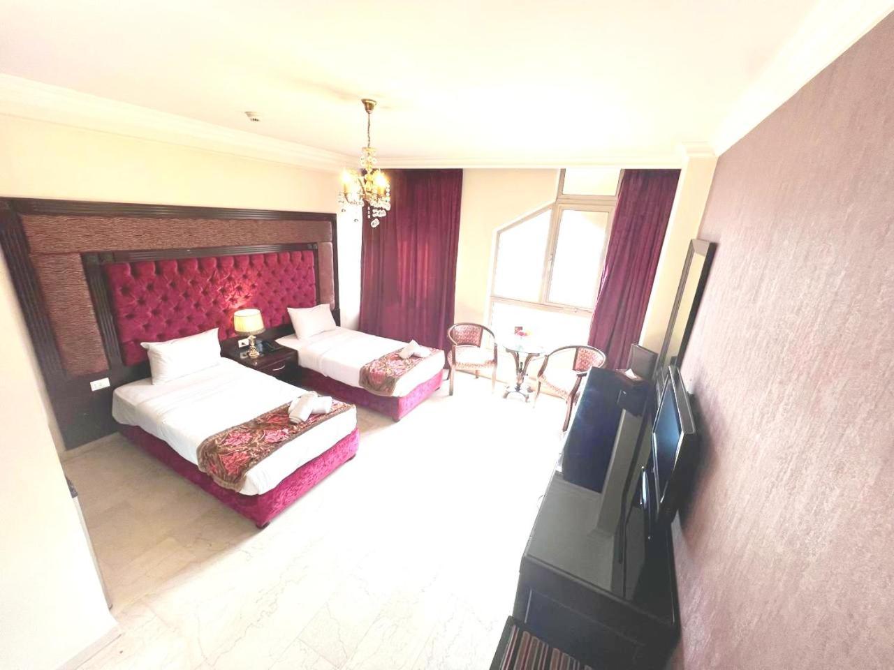 Queens Suite Hotel Beirut Exterior photo