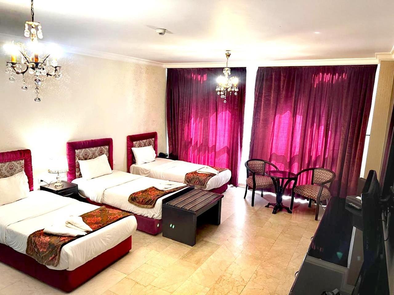 Queens Suite Hotel Beirut Exterior photo