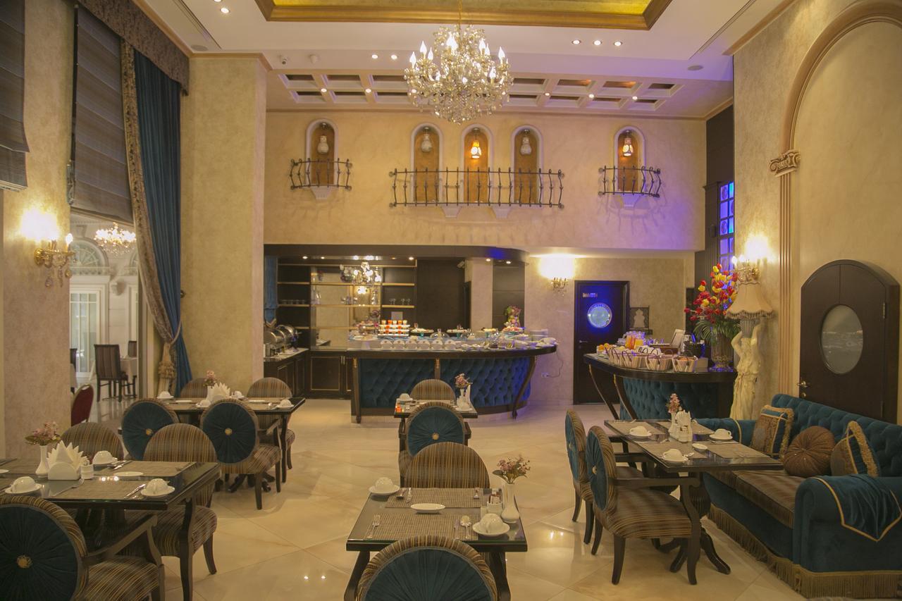 Queens Suite Hotel Beirut Exterior photo